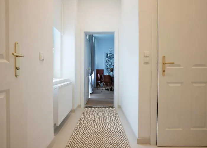 Apartment Bright, Modern And Flat With A Terrace *